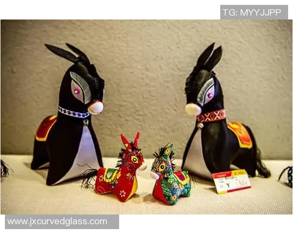 足球队围巾的魅力与文化传承探讨如何成为球迷身份的象征与情感寄托